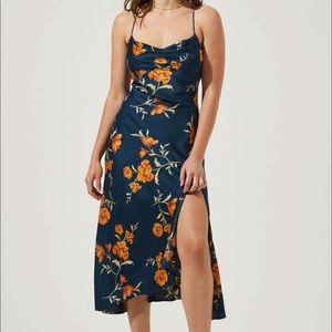 Astr the Label Gaia Floral Midi Dress